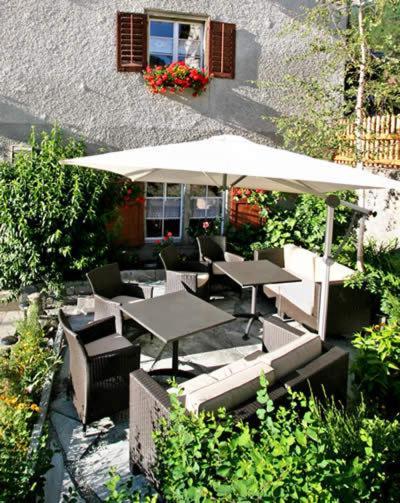 Gasthaus Alte Post Zillis Exterior photo